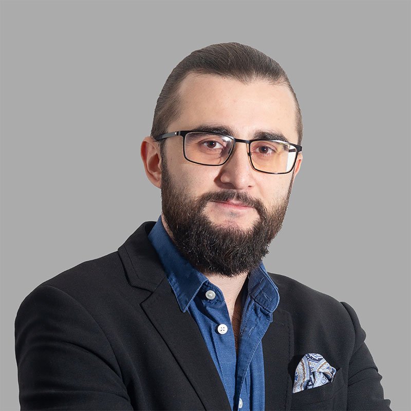 Jakub Šrubař   - j.srubar@jobscontact.cz